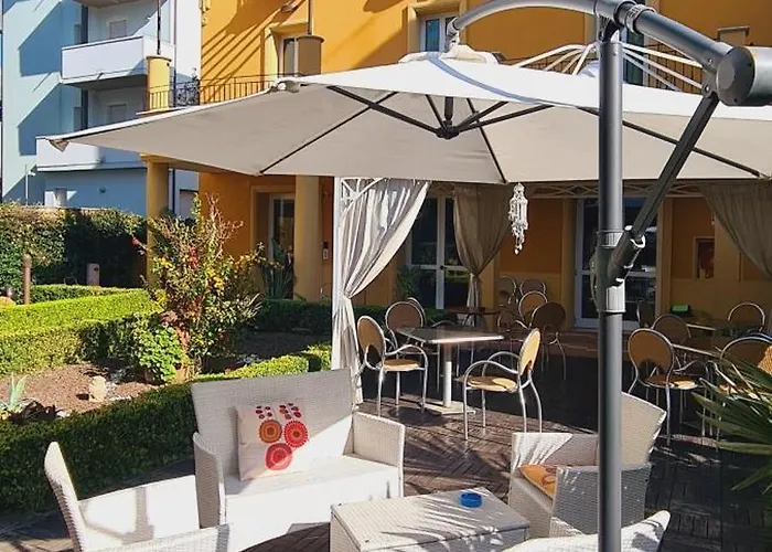 Alibi Hotel 3*